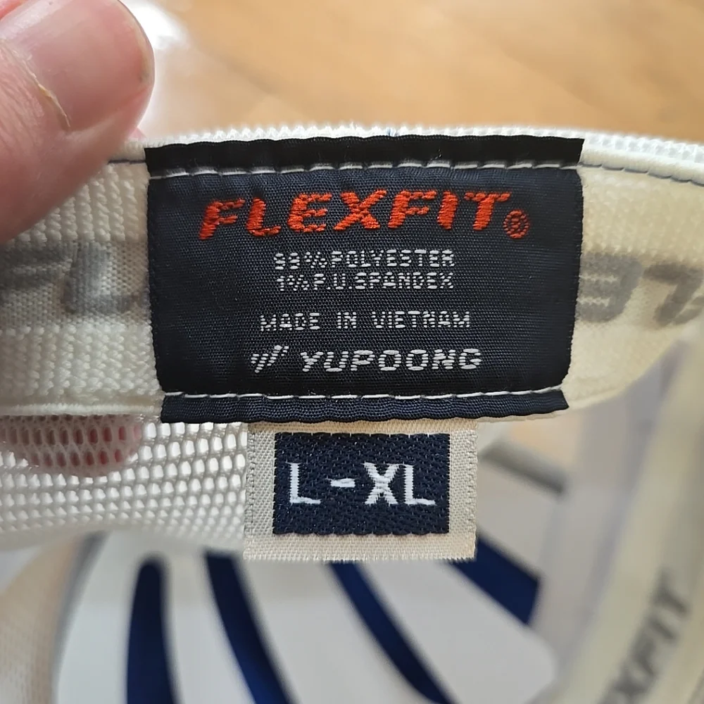 NWT FLEXFIT "California" Baseball Cap - Picture 8 of 8